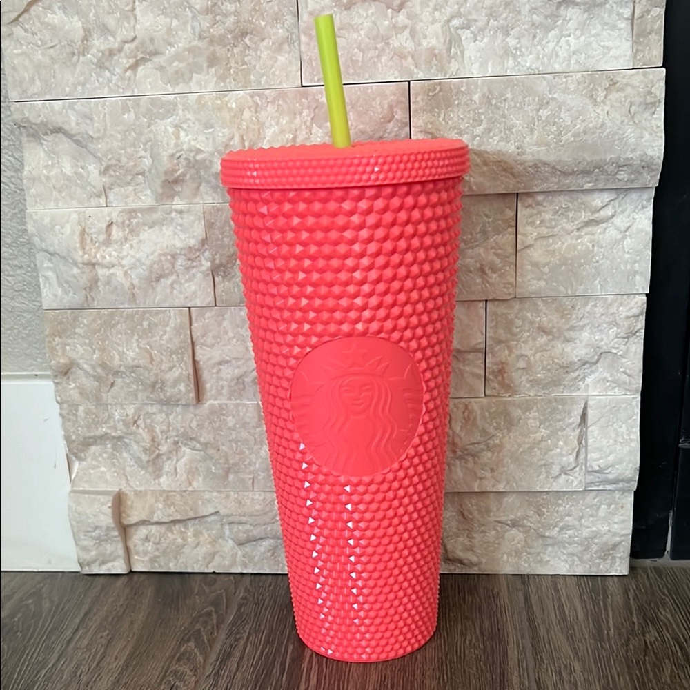 Starbucks Dragonfruit Cup